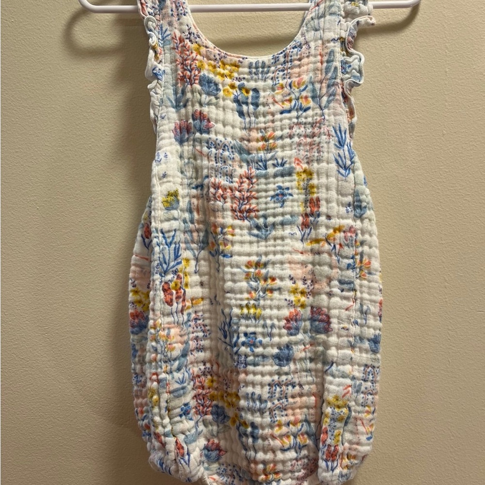 Floral Textured Sleeveless Romper